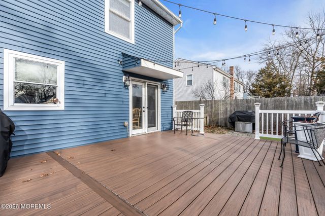 6 Lisa Drive, Brick, NJ 08724