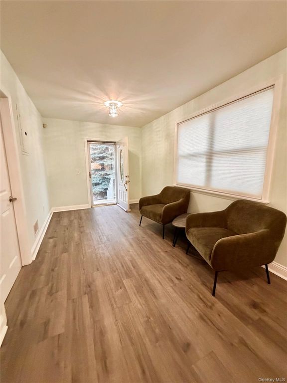 145-56 180th St, Springfield Gardens, NY 11434 — photo 3