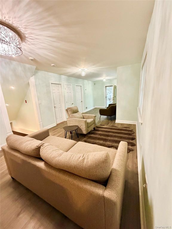 145-56 180th St, Springfield Gardens, NY 11434 — photo 4