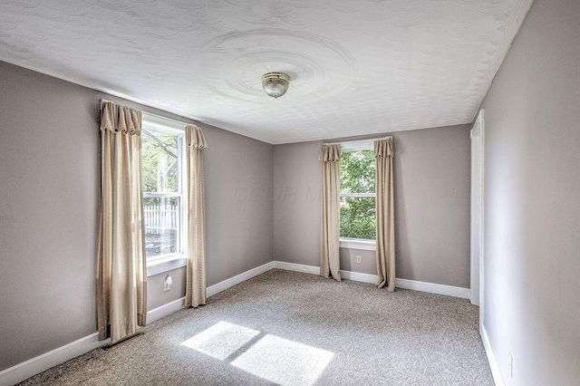 19 Mansfield Avenue, Mount Vernon, OH 43050