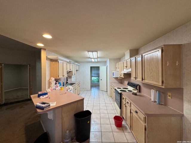 14885 Saint Hedwig, St Hedwig, TX 78152