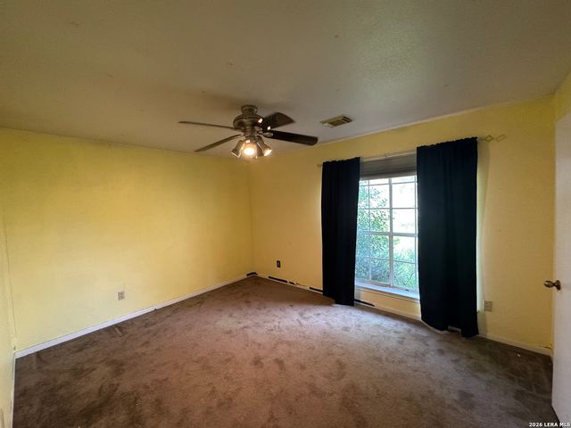 14885 Saint Hedwig, St Hedwig, TX 78152