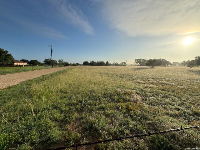 14885 Saint Hedwig, St Hedwig, TX 78152
