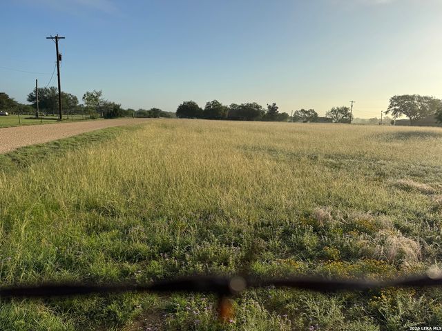 14885 Saint Hedwig, St Hedwig, TX 78152
