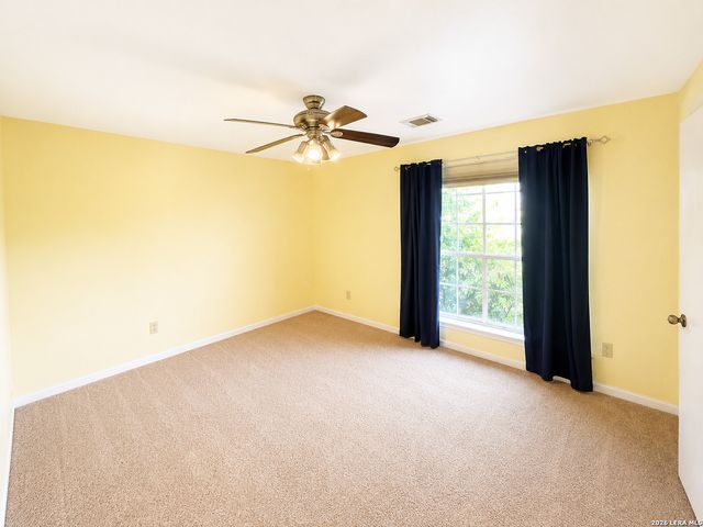 14885 Saint Hedwig, St Hedwig, TX 78152