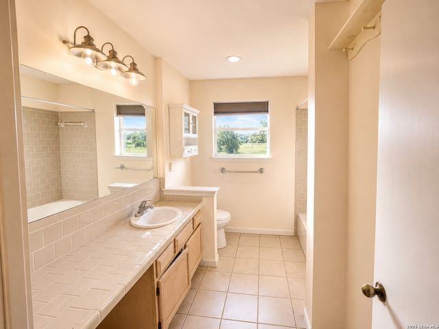 14885 Saint Hedwig, St Hedwig, TX 78152