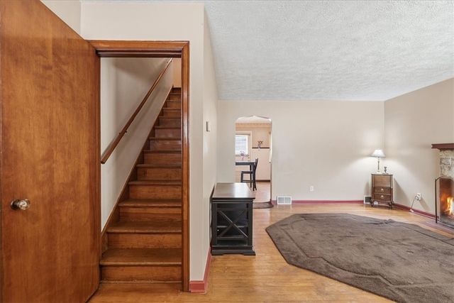 2213 McMinn Street, Aliquippa, PA 15001