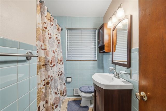 2213 McMinn Street, Aliquippa, PA 15001