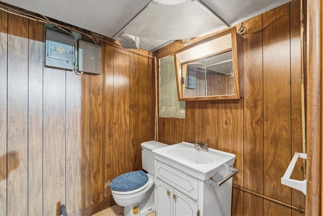 2213 McMinn Street, Aliquippa, PA 15001