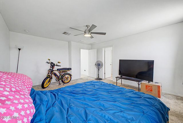 12631 W MIDWAY Avenue, Glendale, AZ 85307