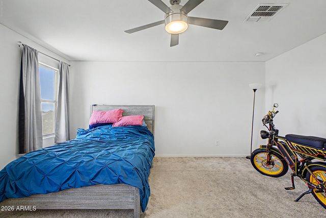 12631 W MIDWAY Avenue, Glendale, AZ 85307