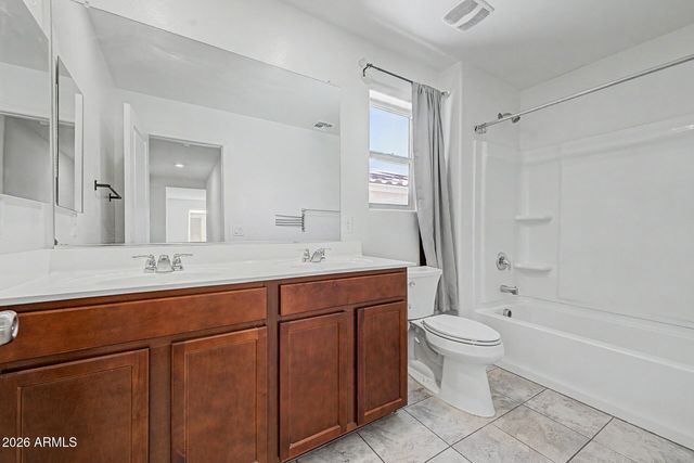12631 W MIDWAY Avenue, Glendale, AZ 85307