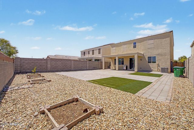 12631 W MIDWAY Avenue, Glendale, AZ 85307
