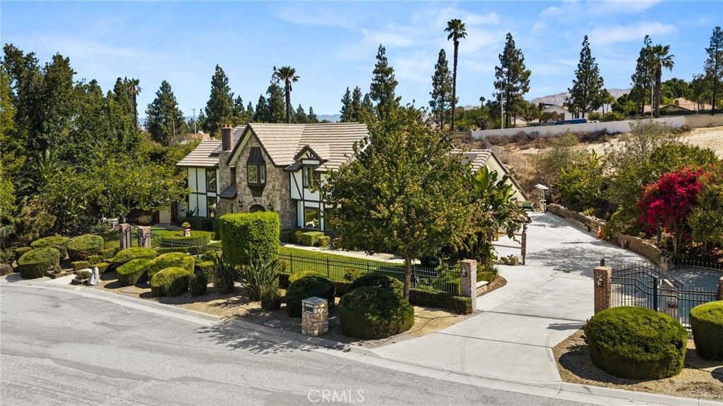 6978 Withers, Riverside, CA 92506 — photo 4