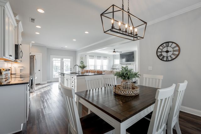 7922 Thicket Creek Lane, Ooltewah, TN 37363
