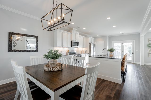 7922 Thicket Creek Lane, Ooltewah, TN 37363