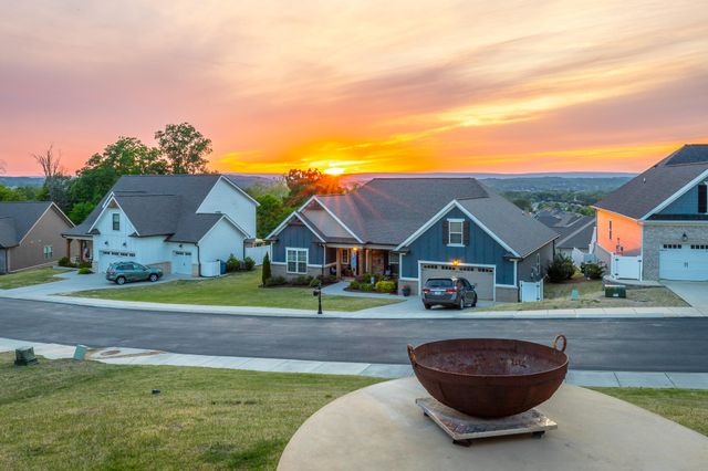 7922 Thicket Creek Lane, Ooltewah, TN 37363