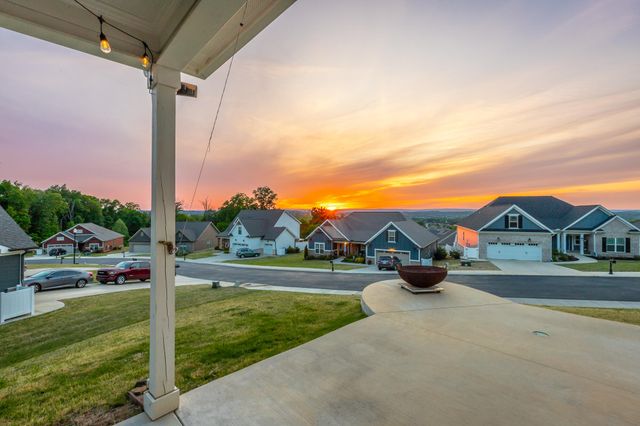 7922 Thicket Creek Lane, Ooltewah, TN 37363