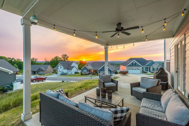 7922 Thicket Creek Lane, Ooltewah, TN 37363