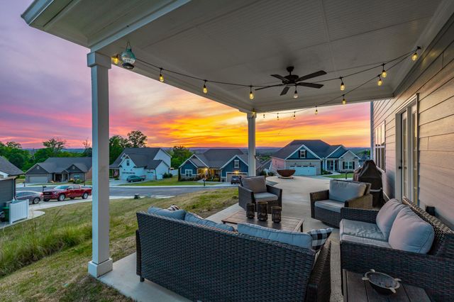 7922 Thicket Creek Lane, Ooltewah, TN 37363