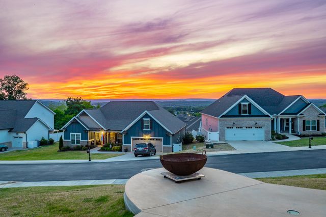 7922 Thicket Creek Lane, Ooltewah, TN 37363