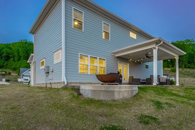 7922 Thicket Creek Lane, Ooltewah, TN 37363