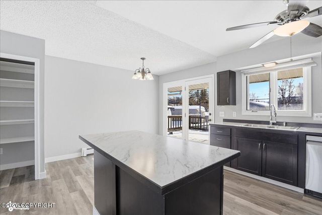 4436 E 6th Avenue, Anchorage, AK 99508