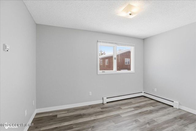 4436 E 6th Avenue, Anchorage, AK 99508