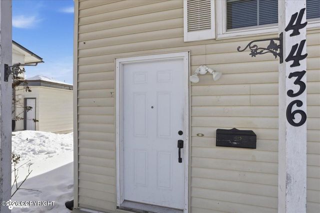 4436 E 6th Avenue, Anchorage, AK 99508