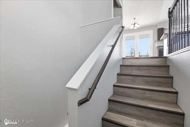 4436 E 6th Avenue, Anchorage, AK 99508