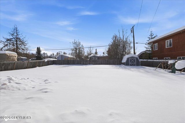 4436 E 6th Avenue, Anchorage, AK 99508