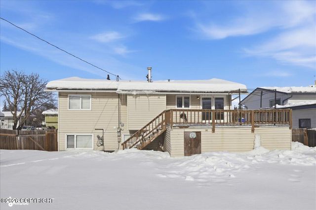 4436 E 6th Avenue, Anchorage, AK 99508