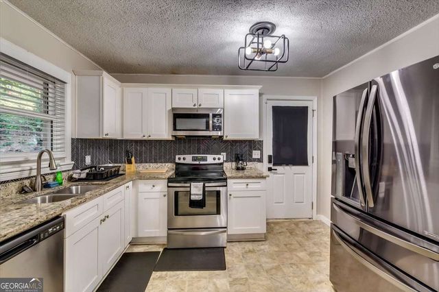 3482 Scenic Drive, Atlanta, GA 30344