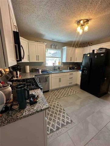 5361 Larchmont Drive, Mobile, AL 36693