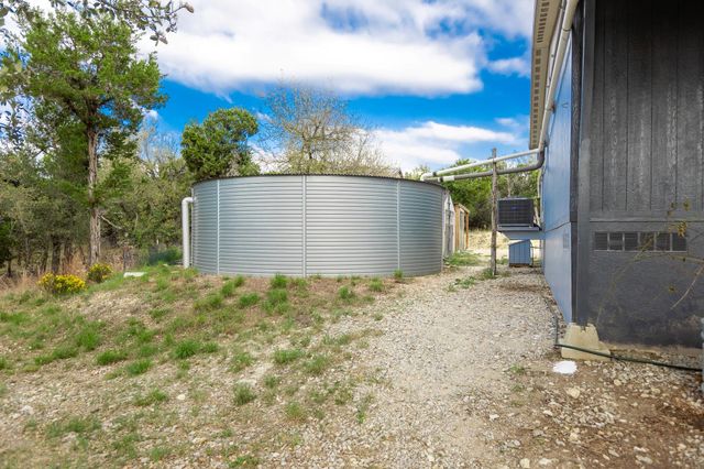 1925 Cripple Creek Stage RD, Dripping Springs, TX 78620