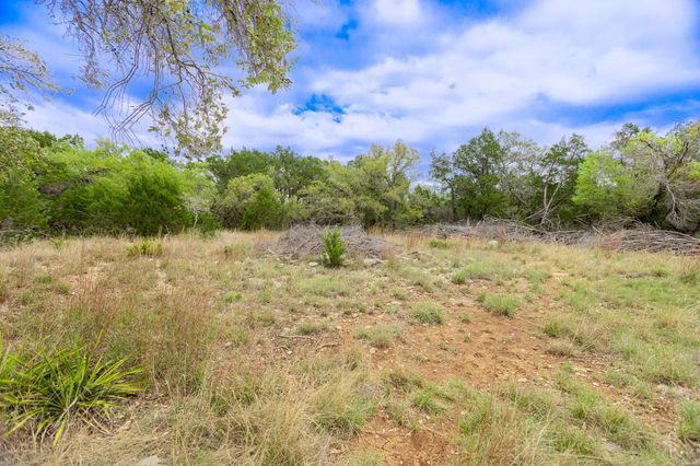 1925 Cripple Creek Stage RD, Dripping Springs, TX 78620