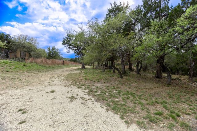 1925 Cripple Creek Stage RD, Dripping Springs, TX 78620