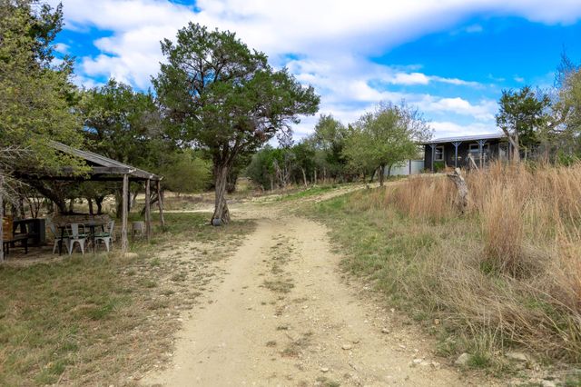 1925 Cripple Creek Stage RD, Dripping Springs, TX 78620