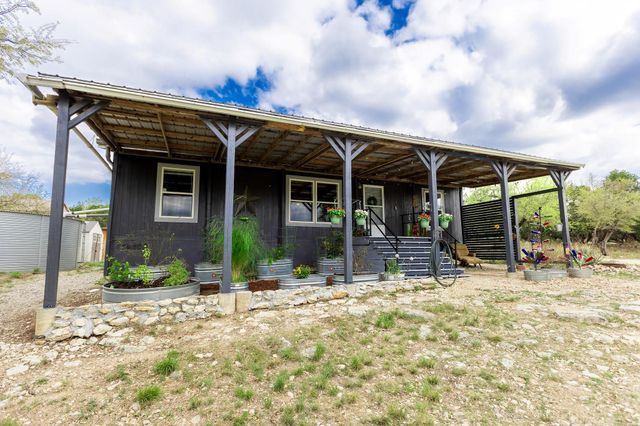 1925 Cripple Creek Stage RD, Dripping Springs, TX 78620