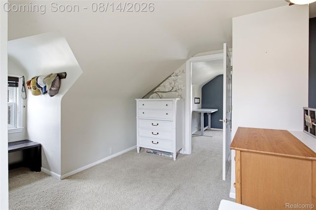 2060 Royal Avenue, Berkley, MI 48072
