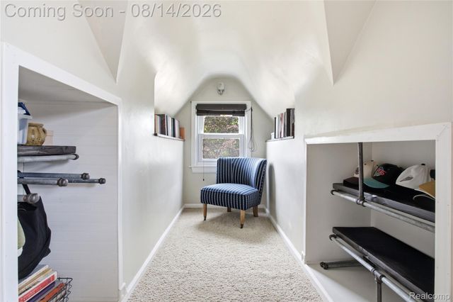 2060 Royal Avenue, Berkley, MI 48072