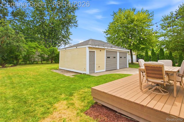 2060 Royal Avenue, Berkley, MI 48072
