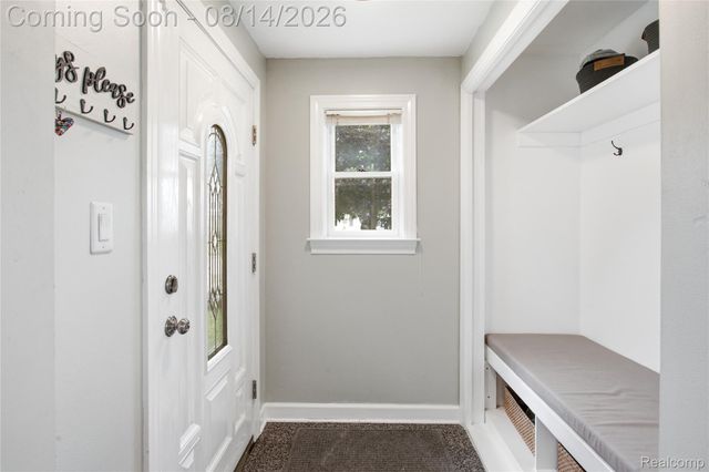 2060 Royal Avenue, Berkley, MI 48072