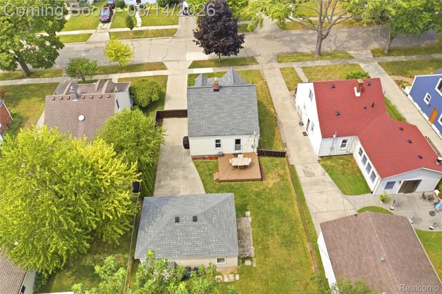 2060 Royal Avenue, Berkley, MI 48072