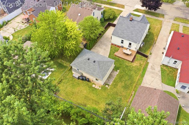 2060 Royal Avenue, Berkley, MI 48072