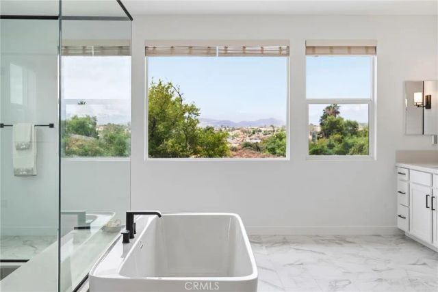 16519 Ginger Creek Drive, Riverside, CA 92504