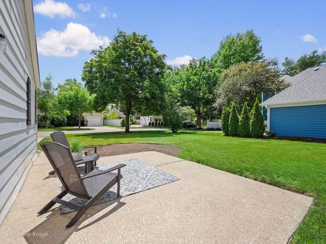 541 E Hickory Street, Hinsdale, IL 60521