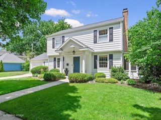 541 E Hickory Street, Hinsdale, IL 60521
