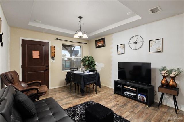 9913 Daniec, Edinburg, TX 78542