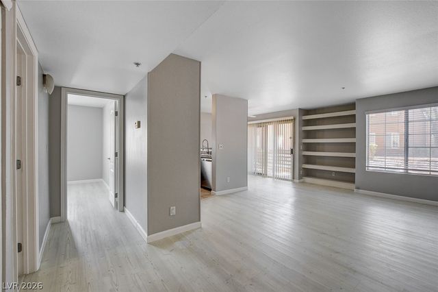 2110 Sealion Drive 104, Las Vegas, NV 89128